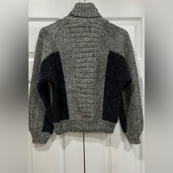 Marella  Ladies Grey And Navy Textured Sweater Acrylic/ Poly/ Wool Sz LRG 90’s - Picture 2 of 6